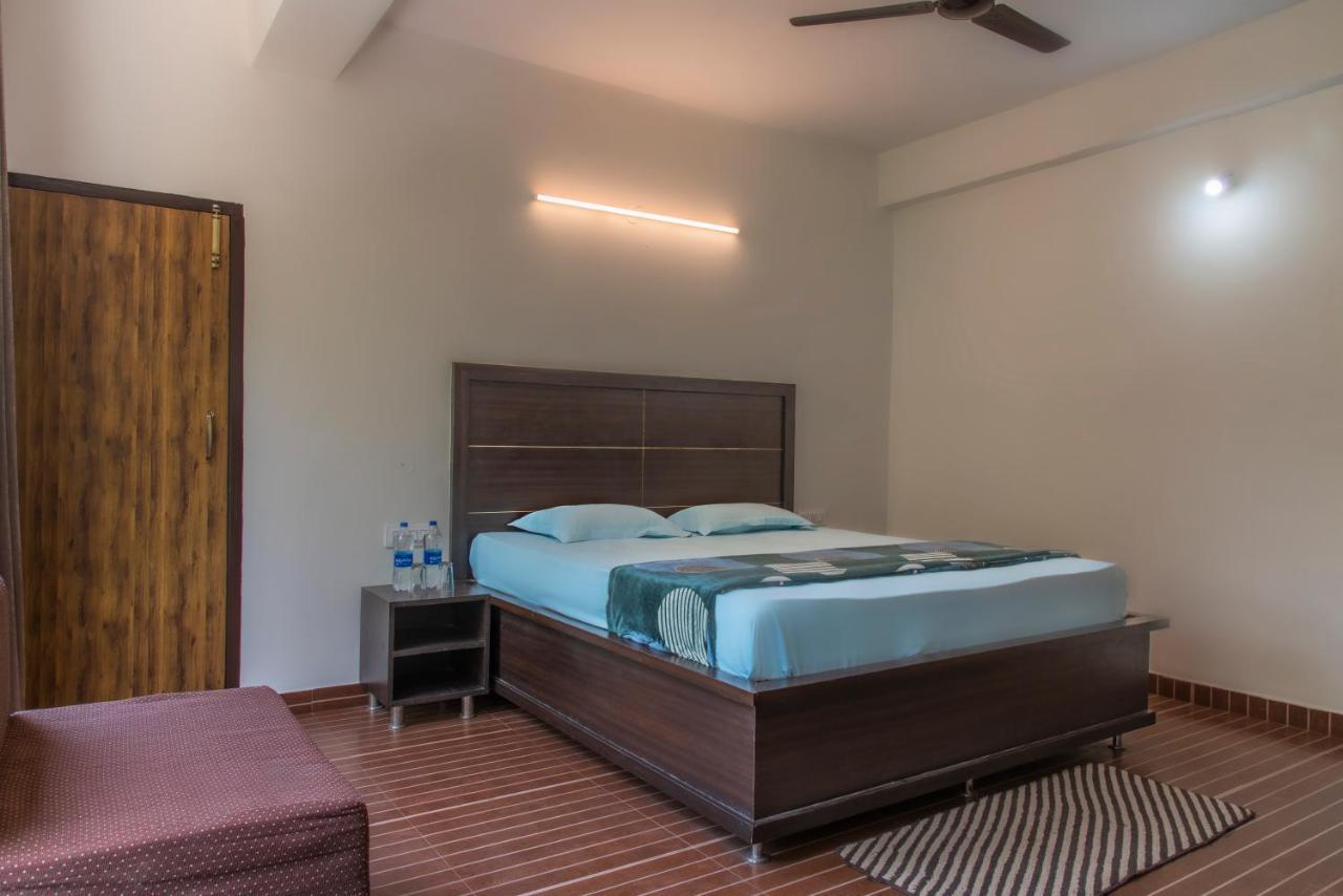 Valley View Apartments Kasauli Eksteriør billede